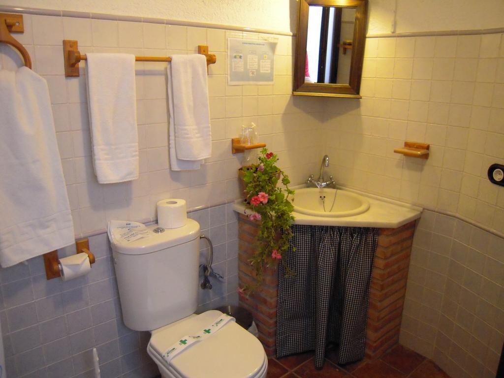 La Casa De La Abuela Clotilde Guest House Hornos Ruang foto